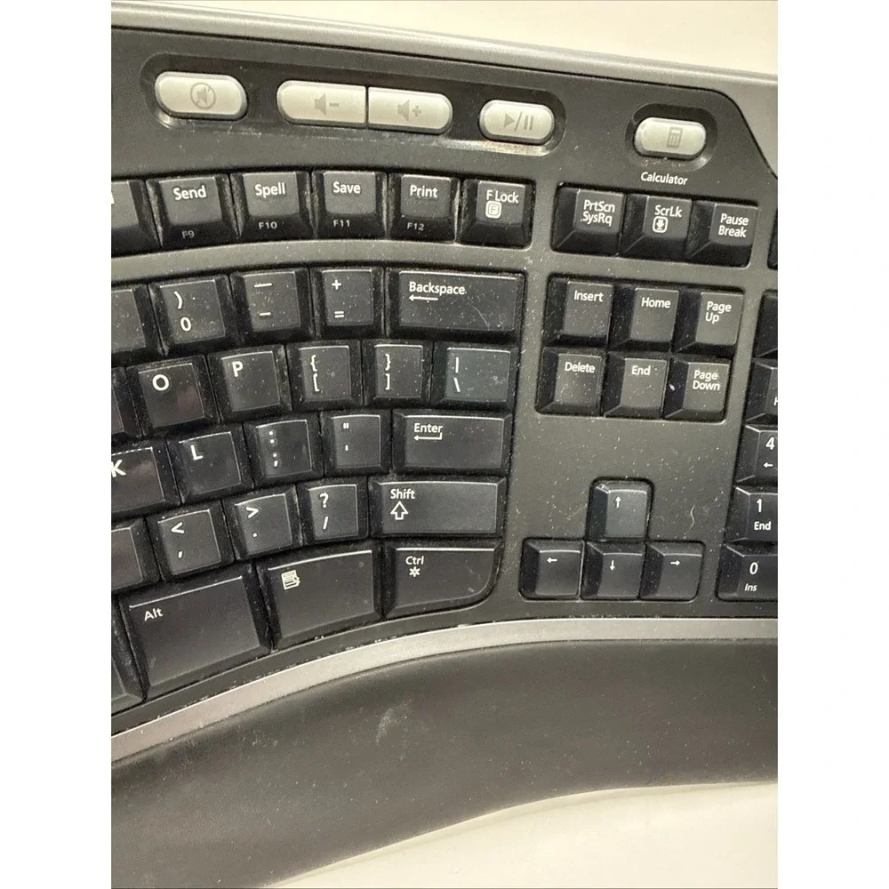 Microsoft Natural Ergonomic Keyboard 4000 v1.0 Wired USB READ No Riser